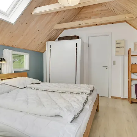 Hyggeligt På Stor Naturgrund Sj916 *